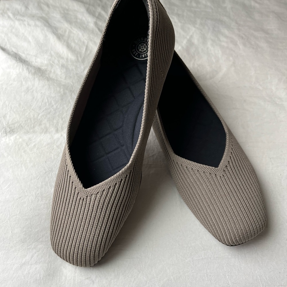 VENUS Taupe Ribbed Knit Slip-On Flats